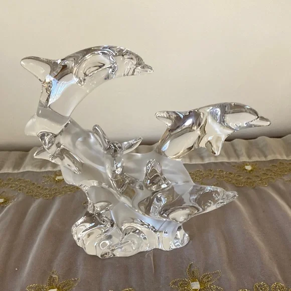 Trio Of Grace Lenox Crystal Dolphins With Frosted Waves Vintage from the 90’s - Picture 1 of 10